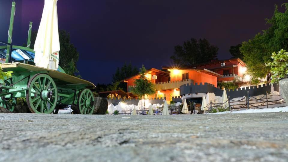 Relais Il Feudo Bed & Breakfast Beltiglio Exterior photo