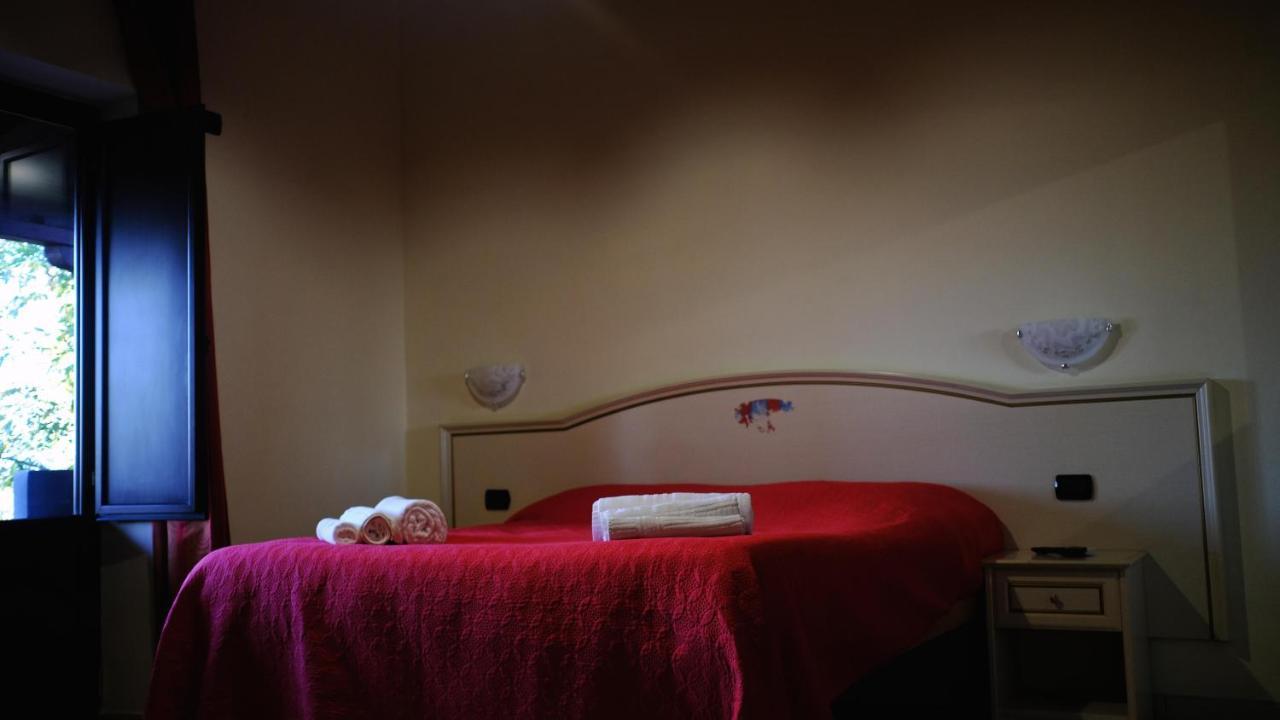 Relais Il Feudo Bed & Breakfast Beltiglio Exterior photo